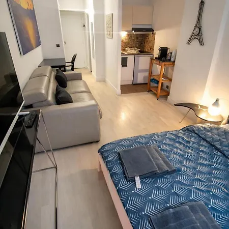 Appartement Kennedy 5 Min A Pied De La Tour Eiffel
