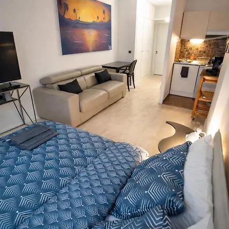 Kennedy 5 Min A Pied De La Tour Eiffel Appartement