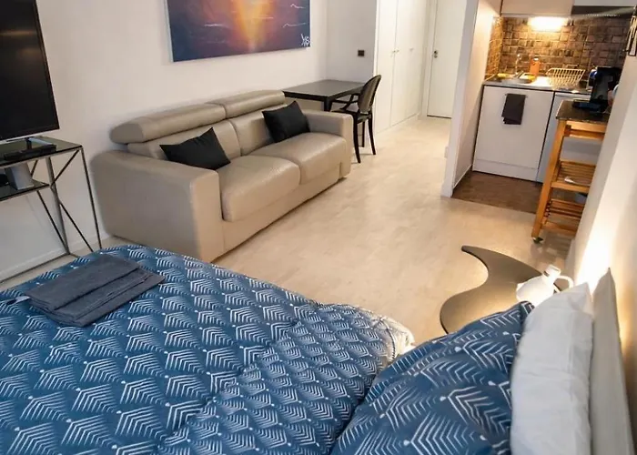 Kennedy 5 Min à Pied De La Tour Eiffel Appartamento